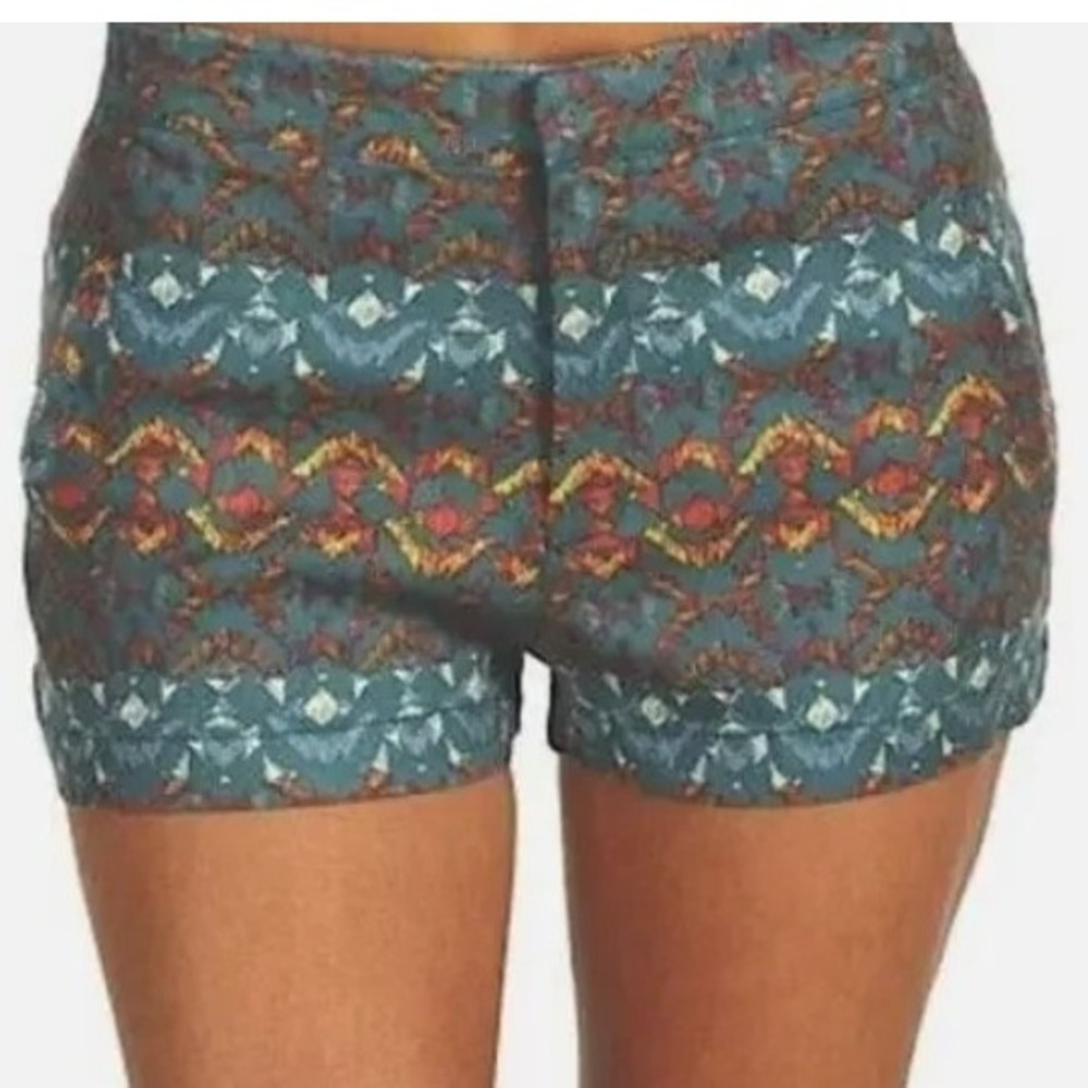 Free People Aztec Print 2" Inseam‎ Shorts Linen Blend Casual Eclectic Size 4
